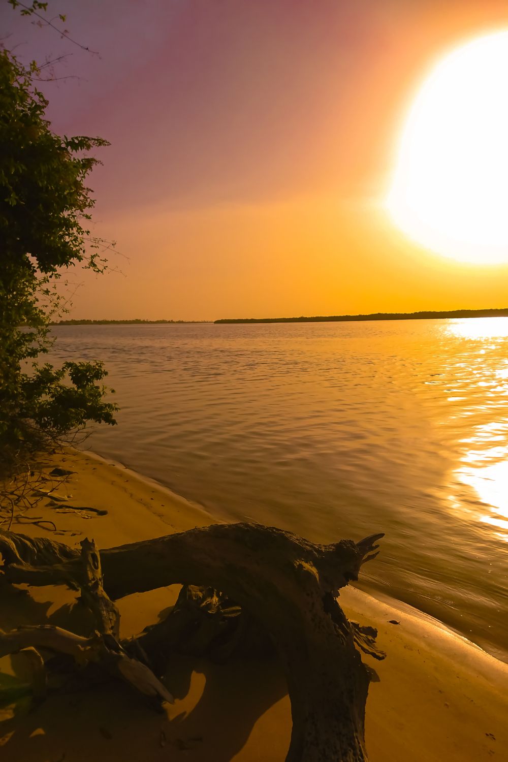 decouvrir le sénégal, coucher de soleil sur la plage