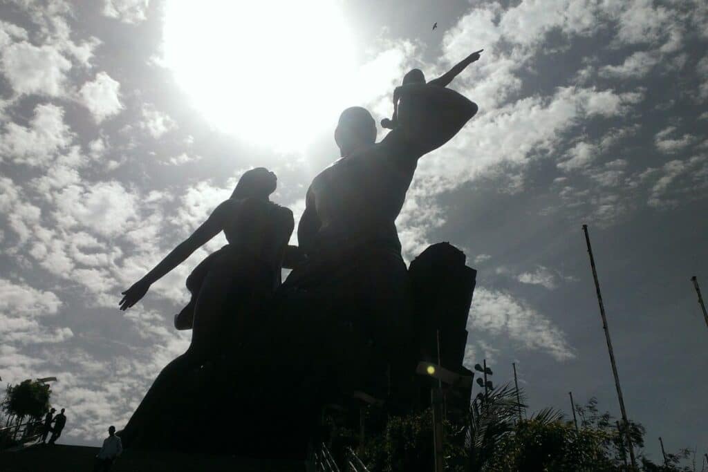 monument de la renaissance africaine au senegal